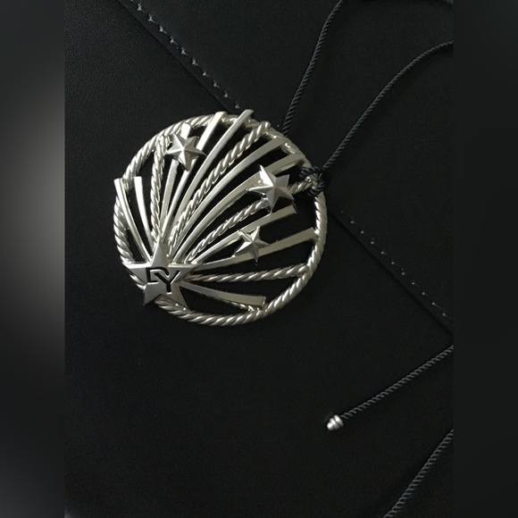 David Yurman 2021 ornament/NWT - Picture 2 of 5